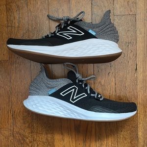 New Balance Roav Sneakers